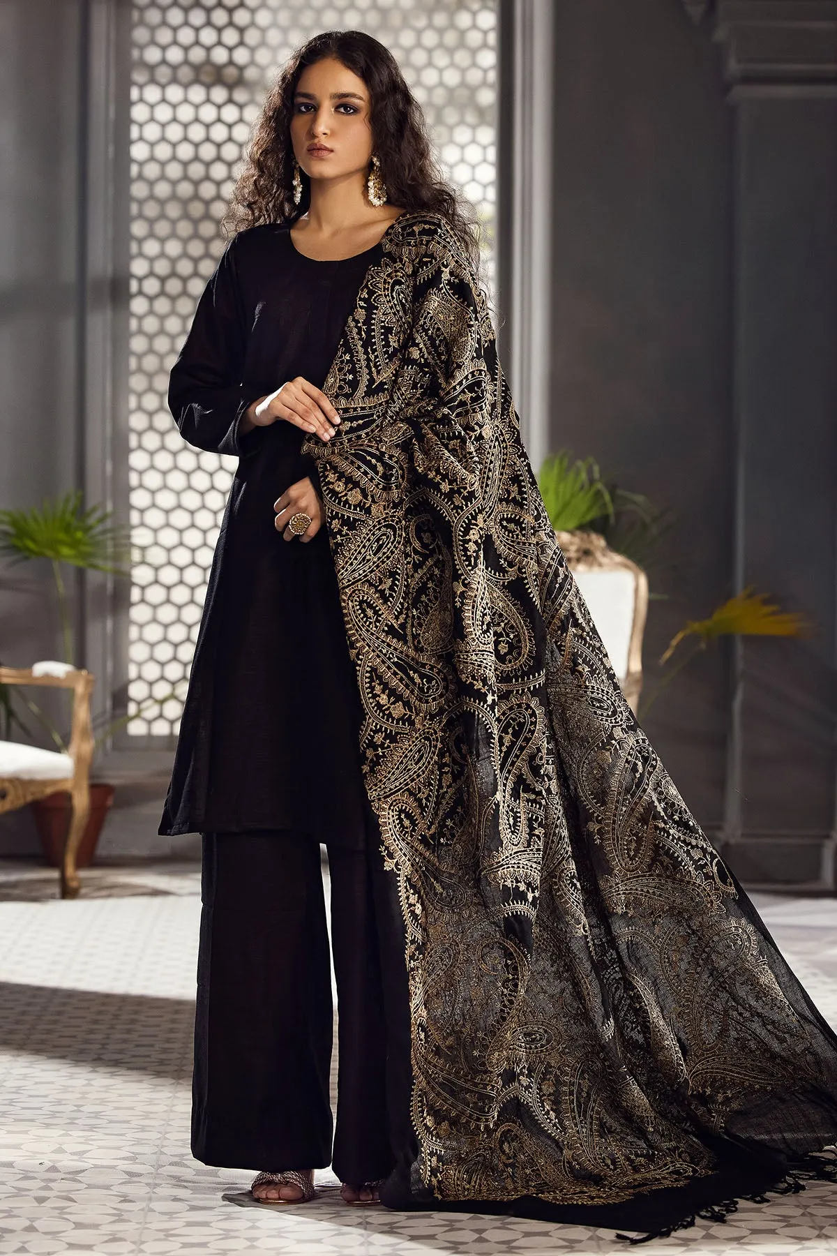 3648-GULBAGH EMBROIDERED PASHMINA BLEND SHAWL
